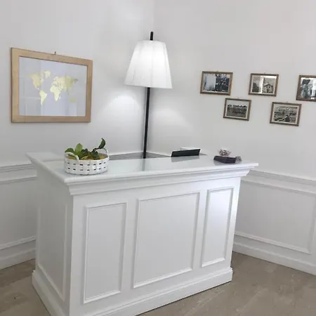 Piazza Posta Dimora Di Charme 3*