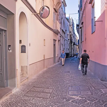 Piazza Posta Dimora Di Charme 4* Procida