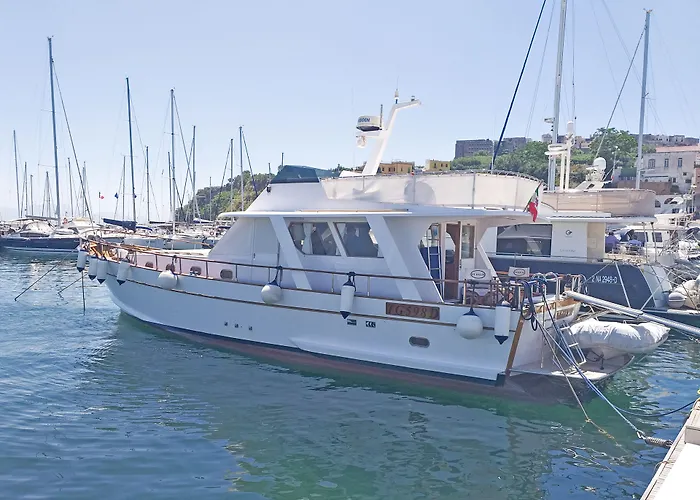 Piazza Posta Dimora Di Charme 4* 普罗奇达