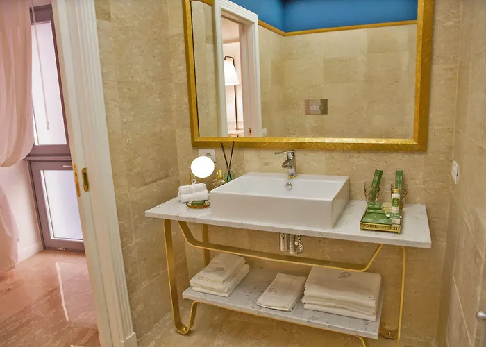 Piazza Posta Dimora Di Charme 4* Procida