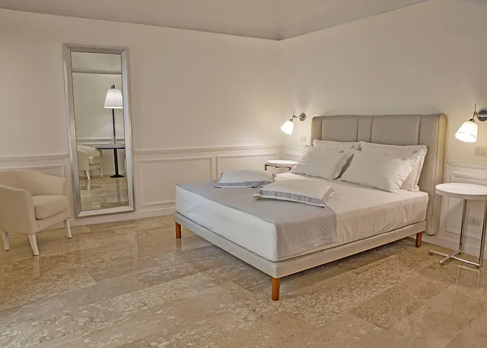 Piazza Posta Dimora Di Charme 普罗奇达